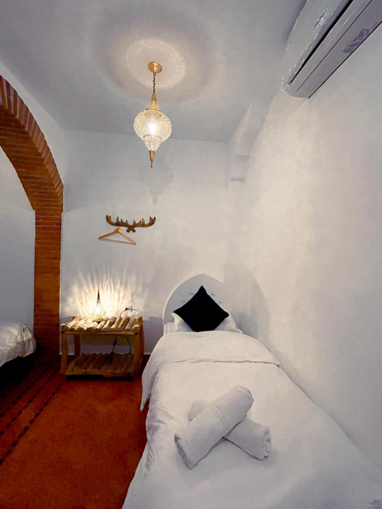 Riad Bab Mahruk Шефшауэн Экстерьер фото